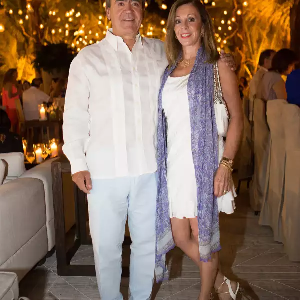 Boda civil de Lorena Véjar y José Ángel de la Garza