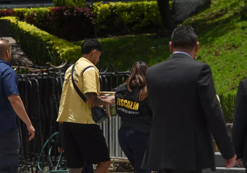 Carlos Salcedo acude FGJEM a declarar -6.jpg 