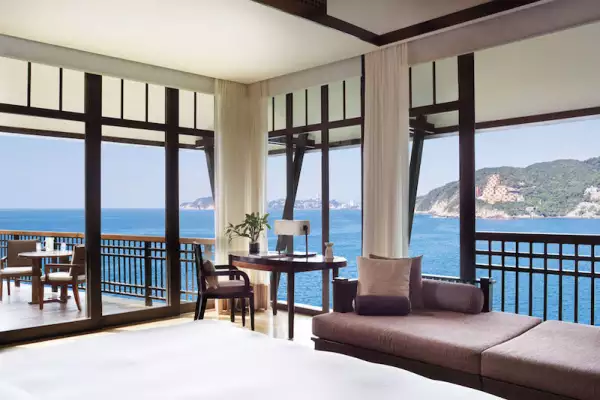 Life and Style Banyan Tree 2.jpg