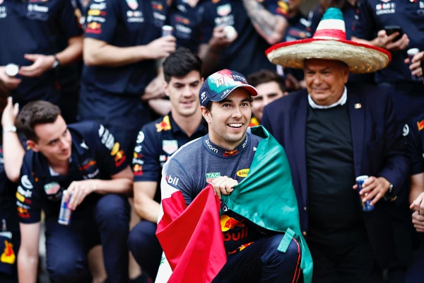 Antonio Perez Garibay-checo perez-familia-GettyImages-1437783297.jpeg