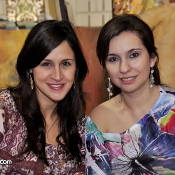 Mariana Garza y Mónica Treviño