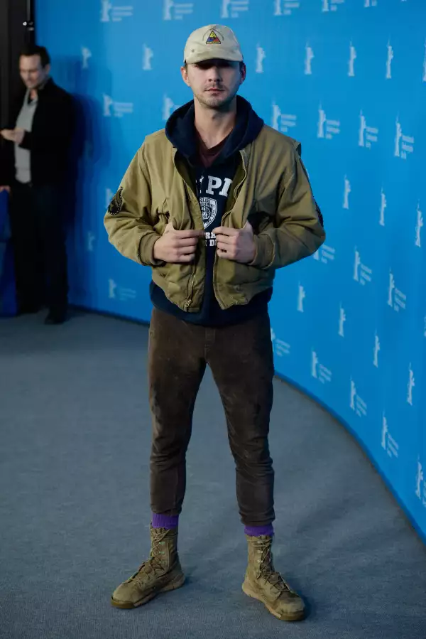 Look Shia LaBeouf