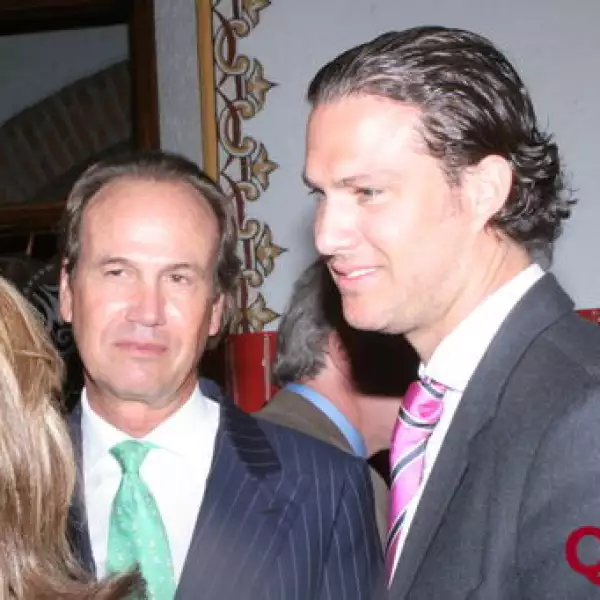 Fernando Senderos,  Diego Sanchez Navarro