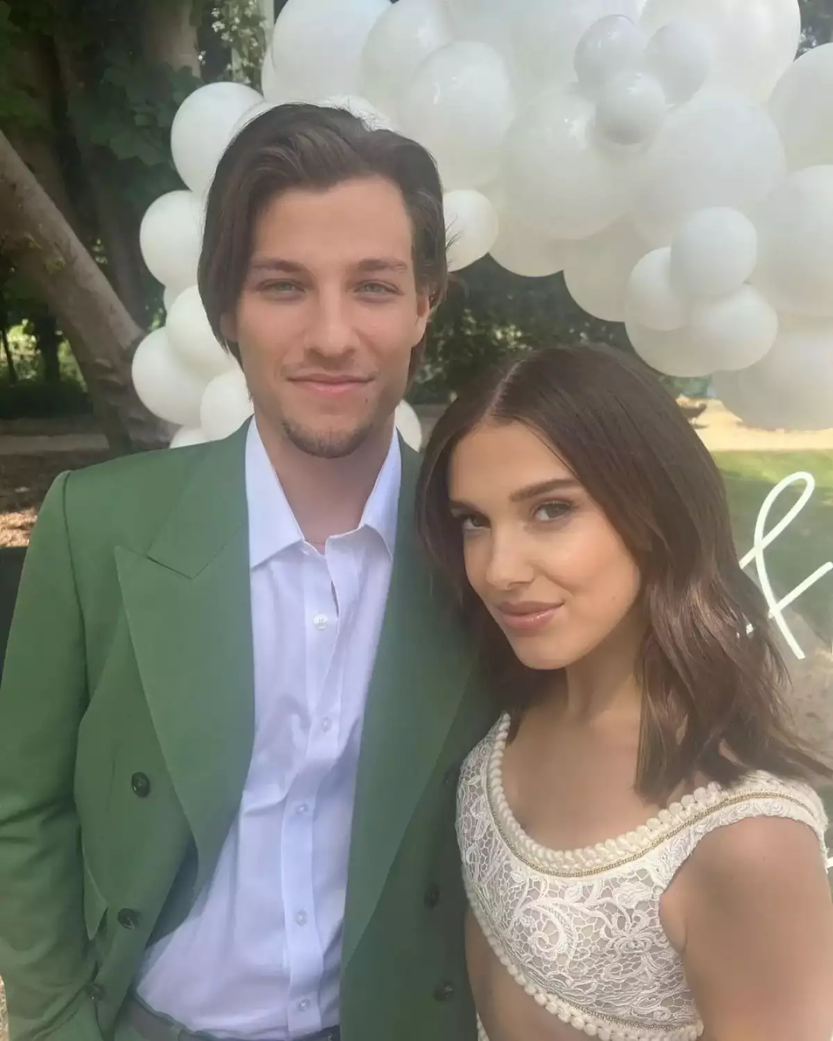 Millie Bobby Brown y Jake Bongiovi 