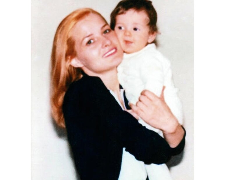 Marcela Basteri con su hijo Alejandro.