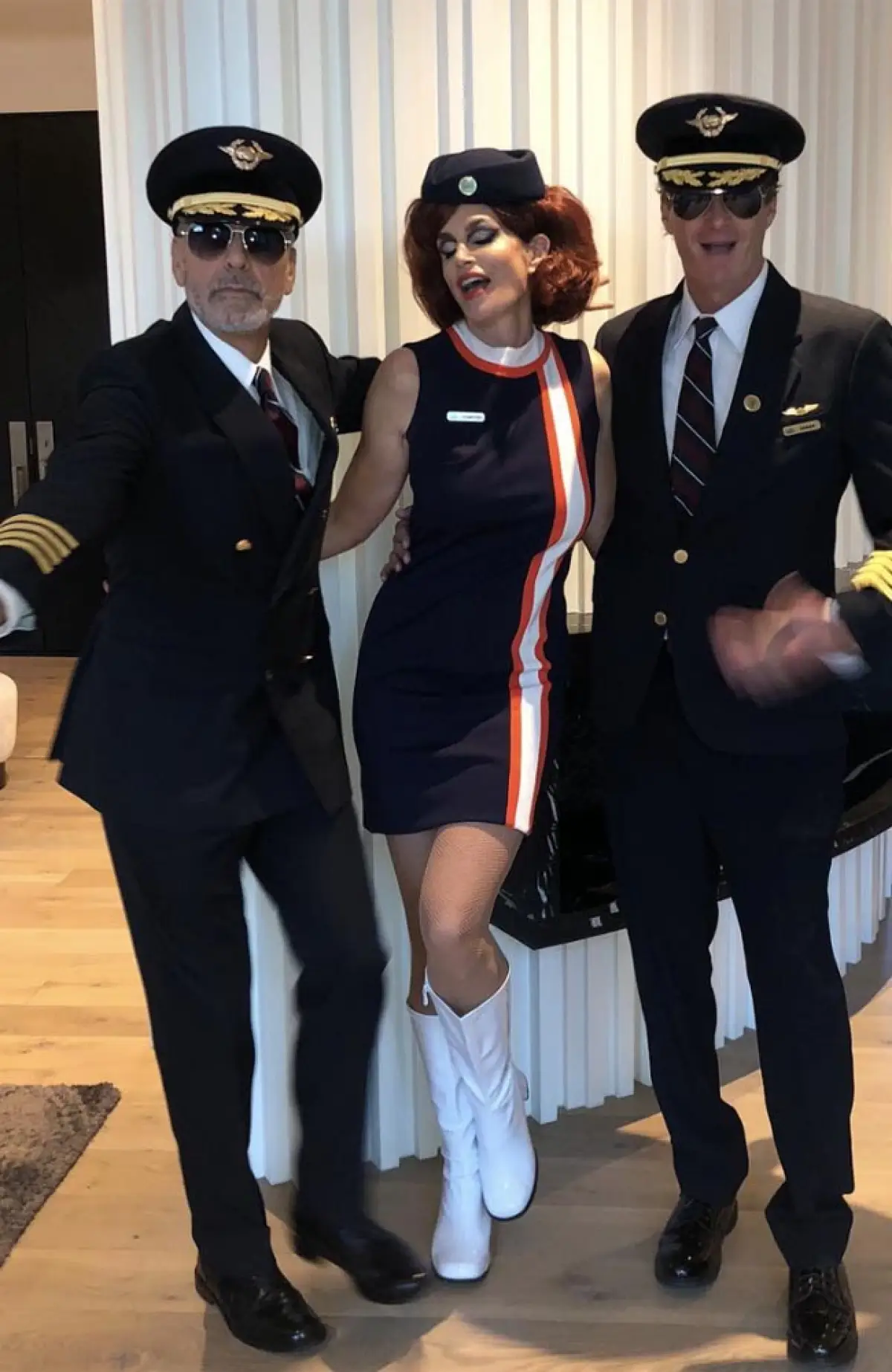George Clooney disfrazado junto a Rande Gerber y Cindy Crawford para la fiesta de Halloween de Casamigos