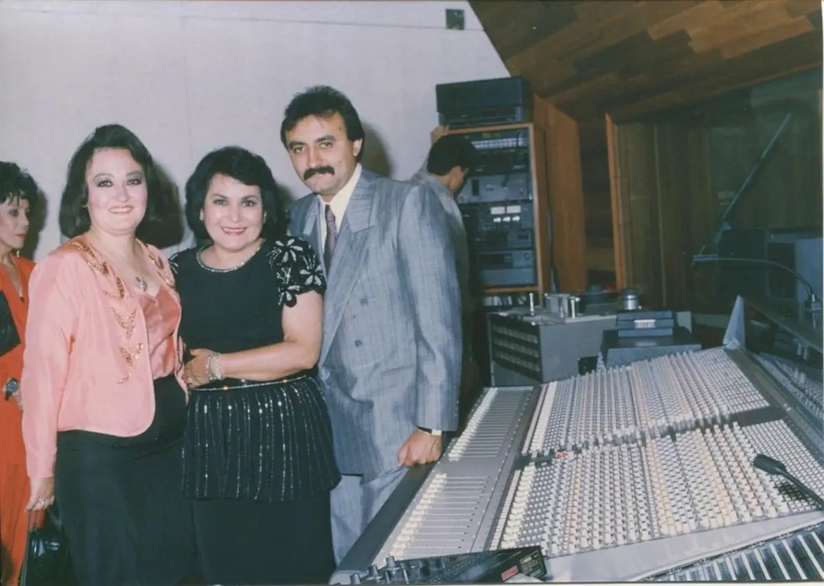 Ellos son los hijos de Carmen Salinas: María Eugenia y Pedro Plascencia. 