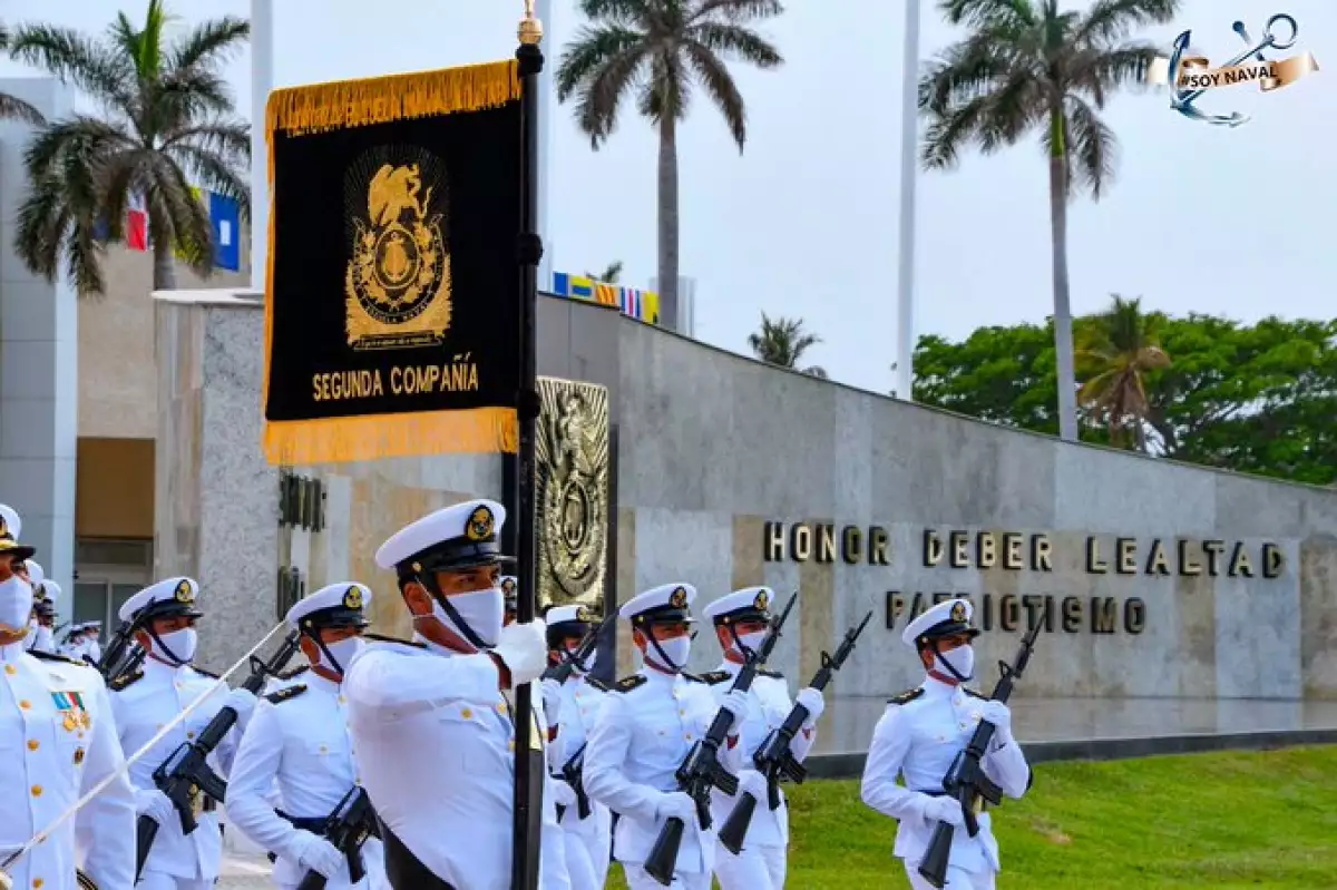 La Semar tiene vacantes en CDMX y Manzanillo con prestaciones superiores a la ley.