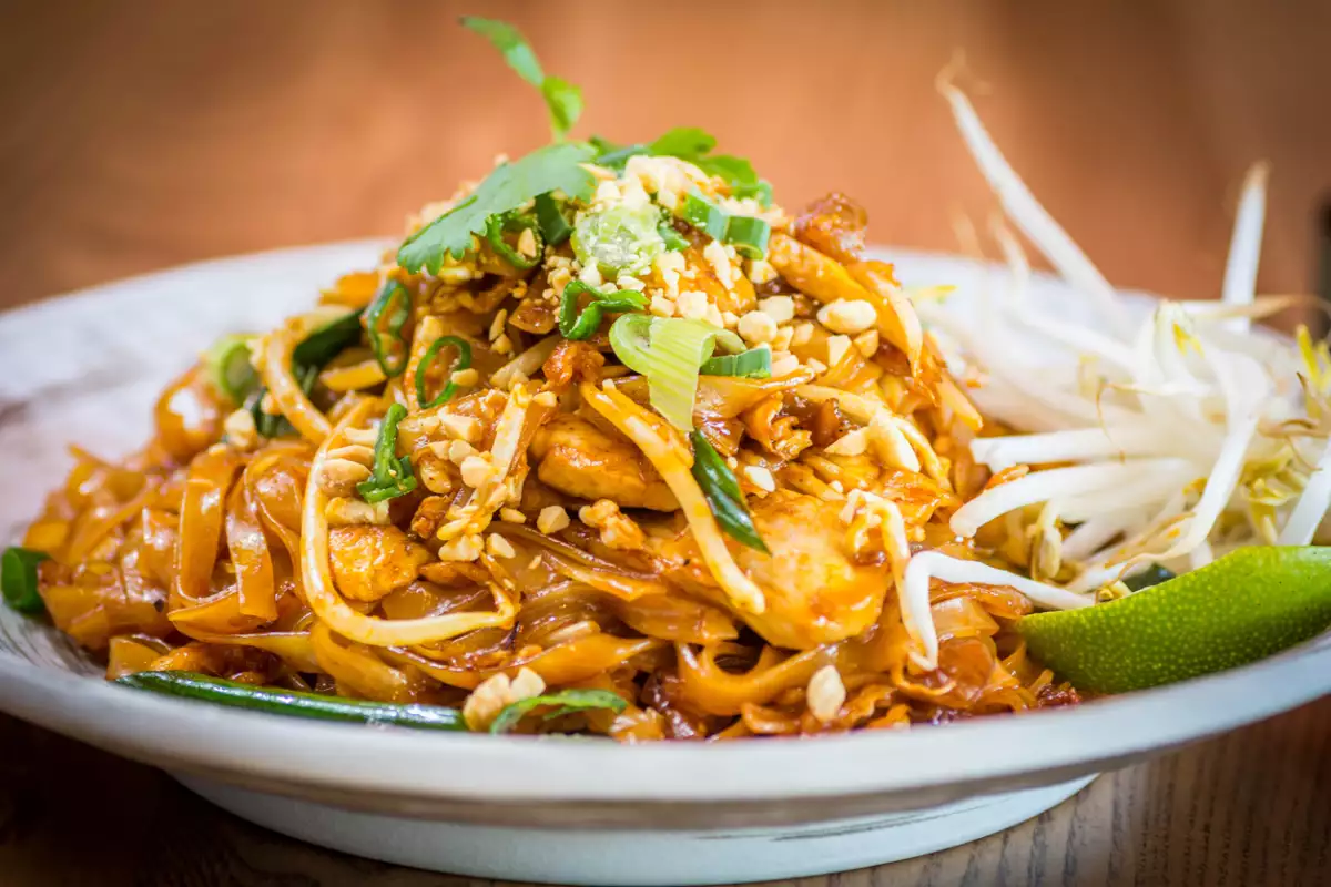 Pad thai