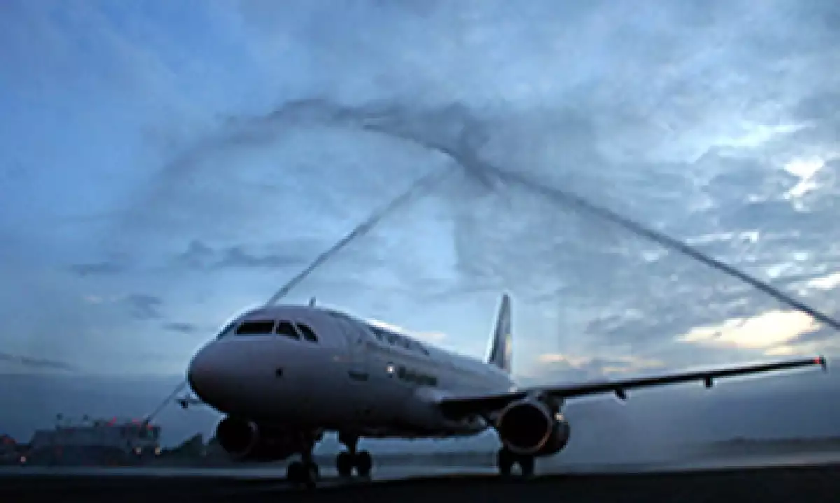 Volaris es la primera aerolínea mexicana en salir a cotizar de manera simultánea tanto en el mercado de valores de Nueva York como en México. (Foto: Cuartoscuro)