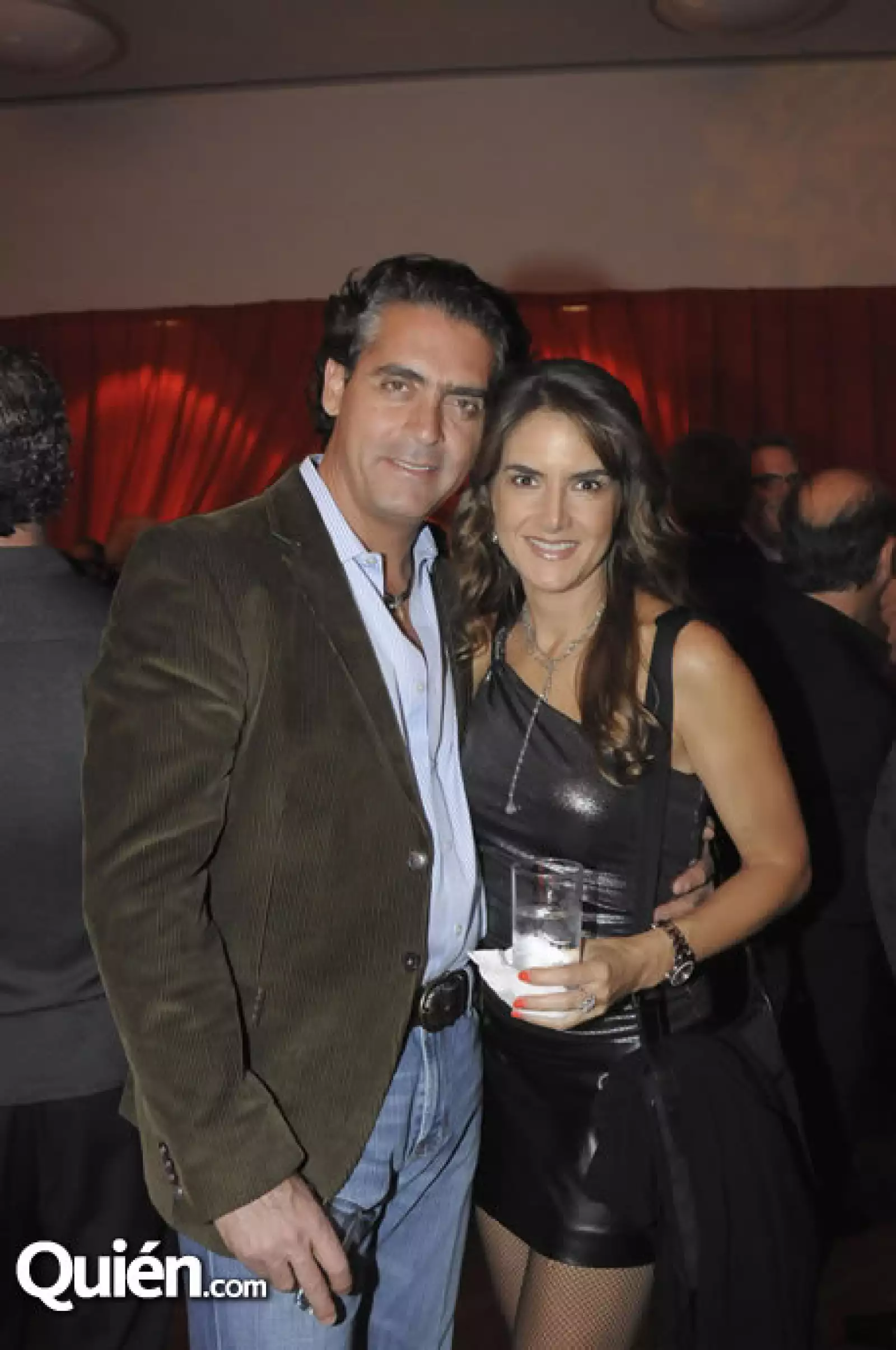 Jorge Ortiz y Regina Fernández