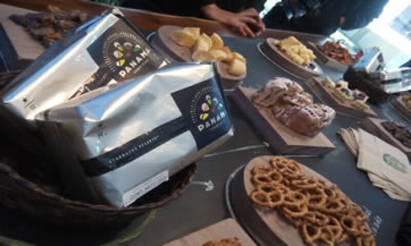 La primera tienda Starbucks Reserve se inauguró este jueves en el centro comercial Arcos Bosques de la Ciudad de México. (Foto: CNNExpansión)