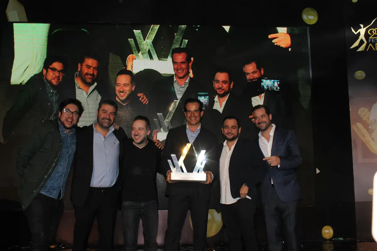 Mejor agencia.