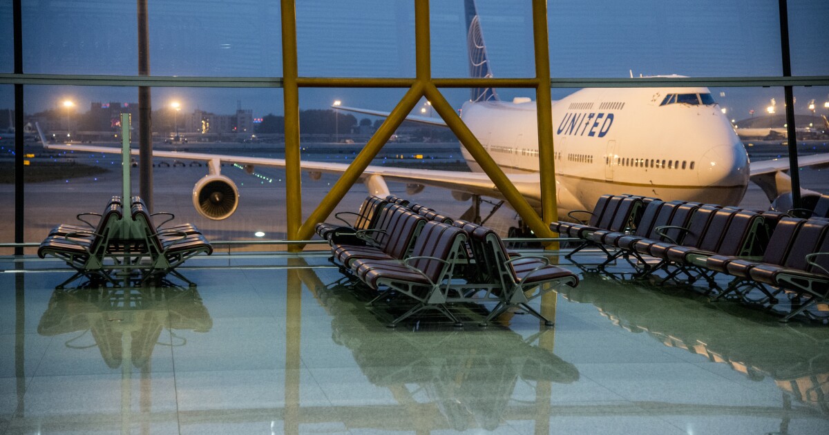 United Airlines pierde 7,100 millones de dólares en 2020 por el COVID-19