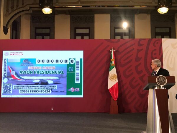 Billete de Avión Presidencial.jpg