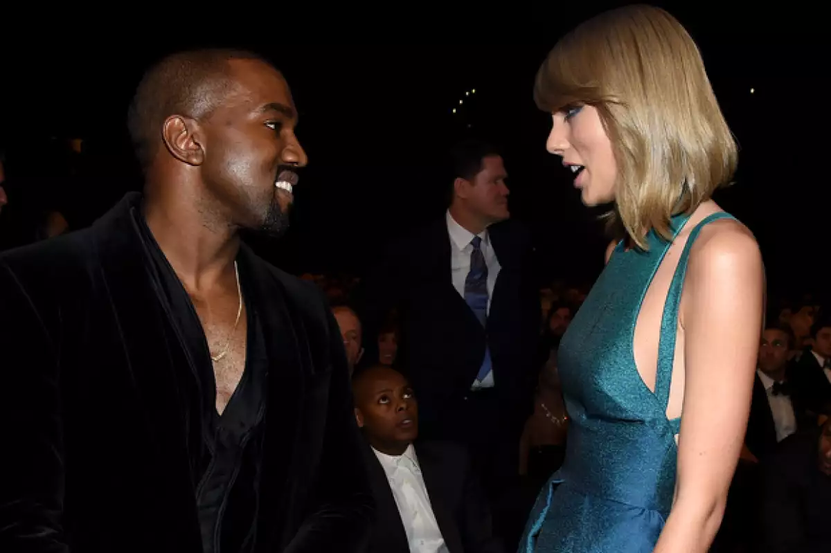 El cantante decidió publicar una imagen en la que muestra con total claridad de qué lado está en el conflicto Taylor vs. Kimye.