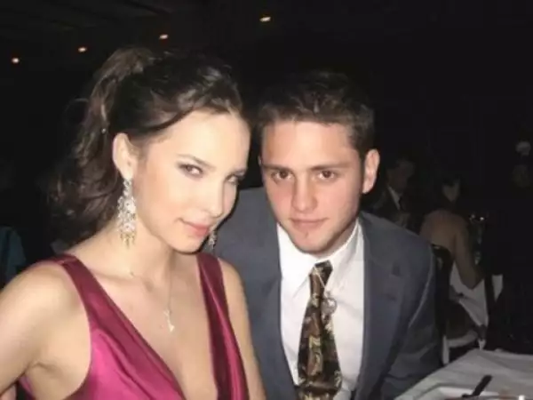 Él negó tener un romance con Belinda, pero cuando a ella le preguntaban siempre contestaba irónicamente. Nunca lo aceptó ni lo negó.