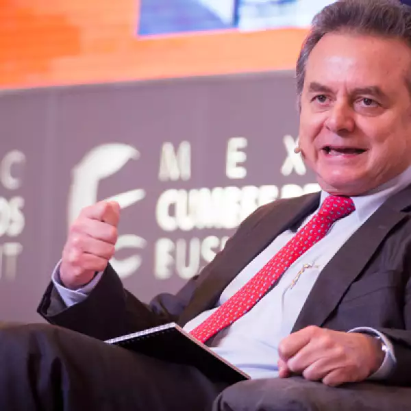 El sector energético fue uno de los temas tratados en el segundo día de actividades. El titular de Energía, Pedro Joaquín Coldwell, anunció el plan de realizar 4 rondas de licitaciones en el sexenio.