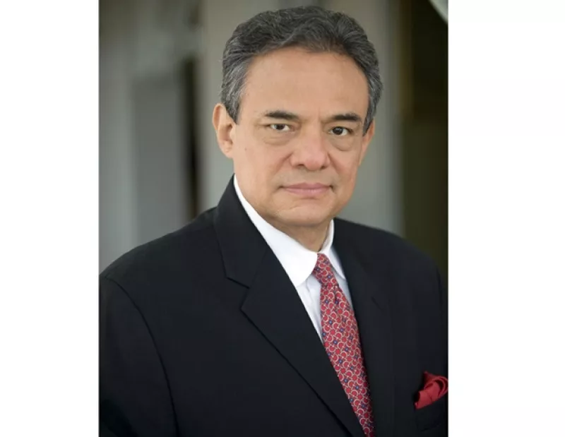 El cantante mexicano se dijo triste tras dar negativo en la prueba de paternidad.