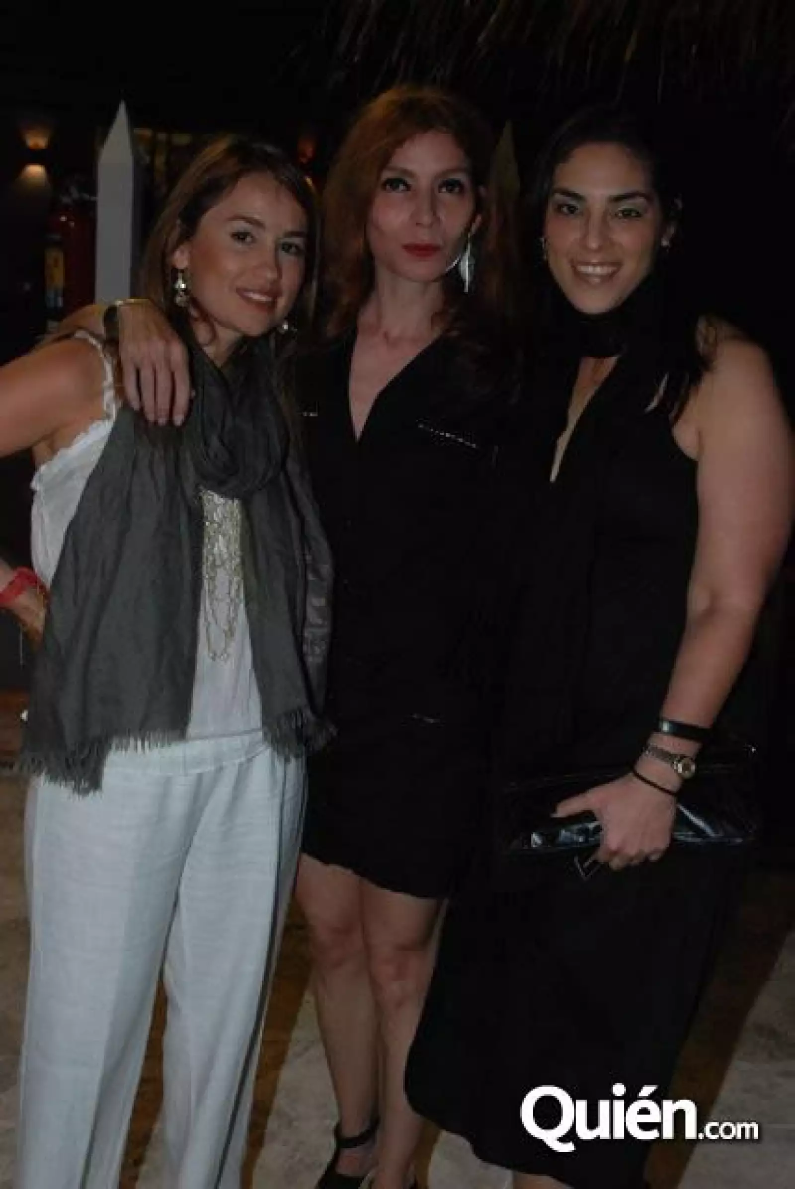 Fiesta en yate de Marcos Constandse