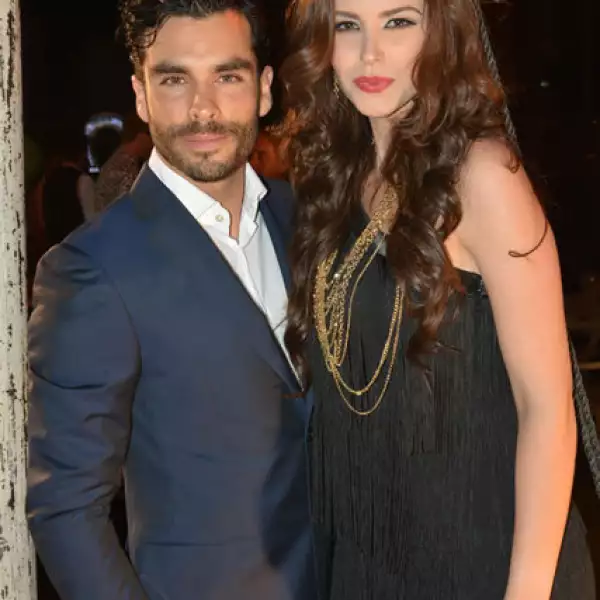 Gonzalo García Vivanco,Gladys Castellanos.