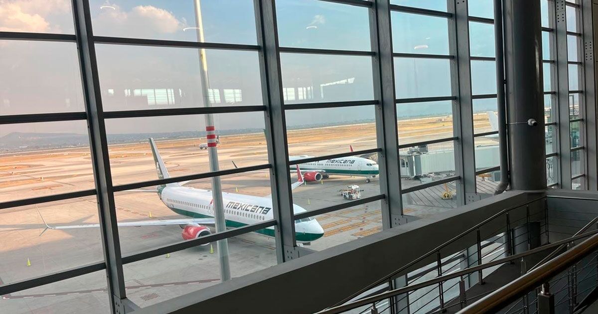 Açılışından iki yıl sonra, AIFA en rahat olmasına rağmen havalanmaz