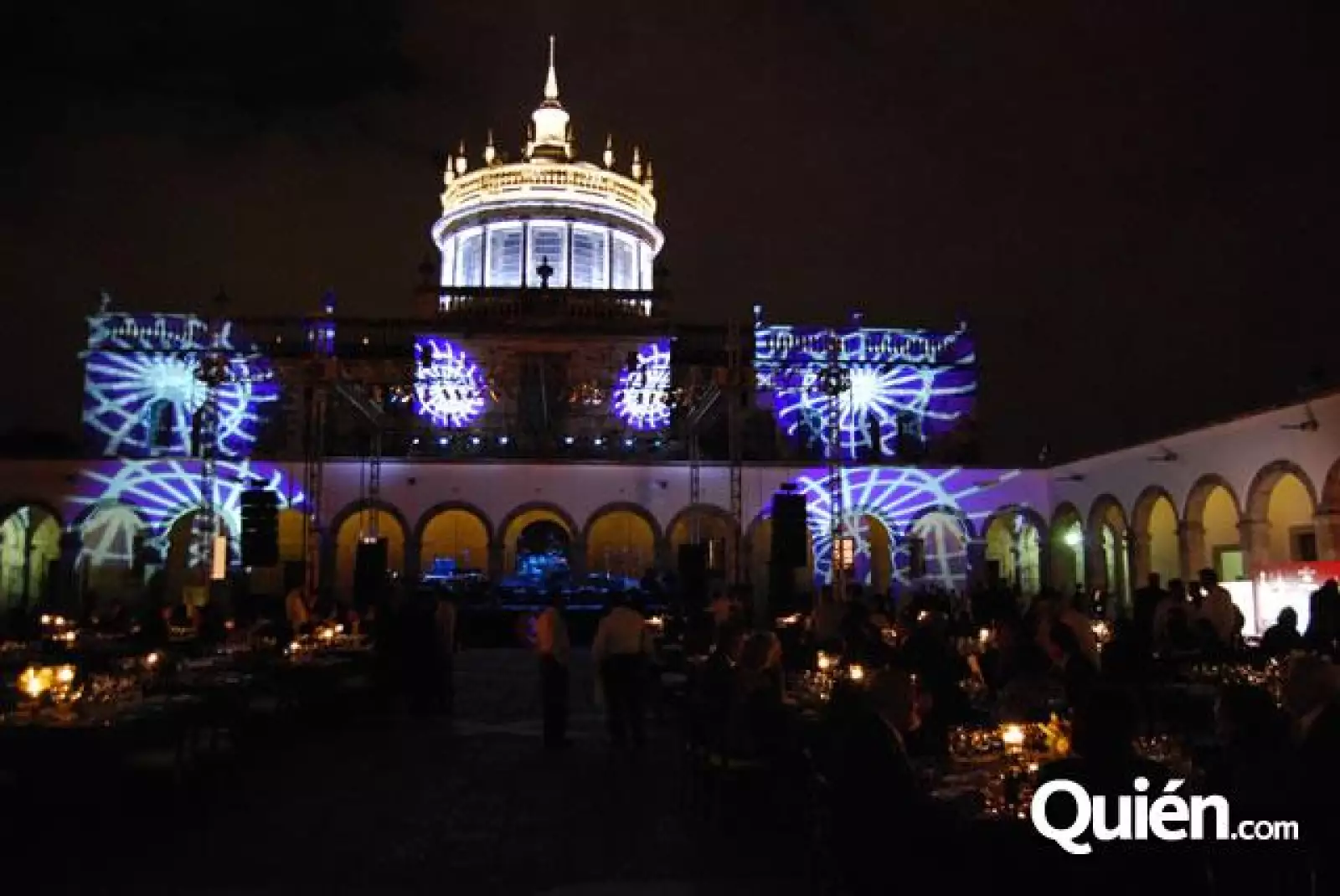 Cena de gala ,Unidos somos iguales