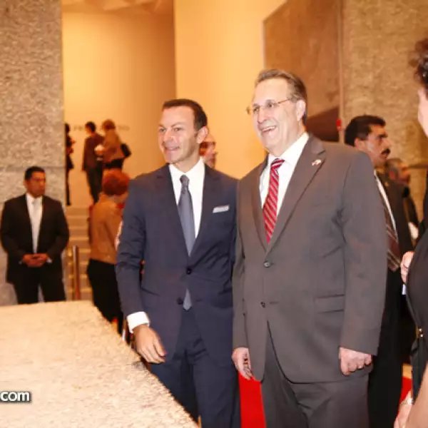 David Cohen, Earl Anthony Wayne