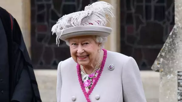 Reina Isabel II