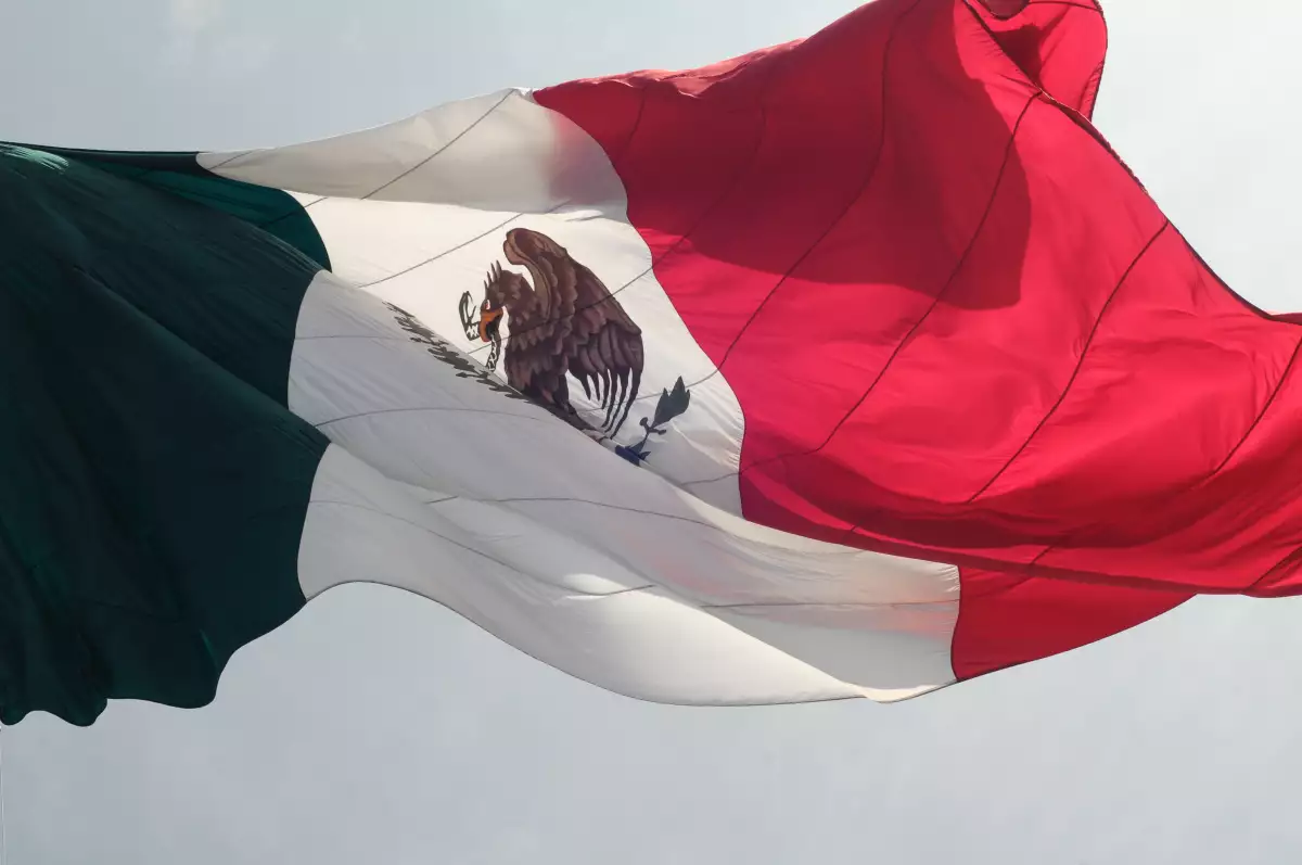 Hacienda espera que México crezca entre 2.6 y 3.6% en 2016.