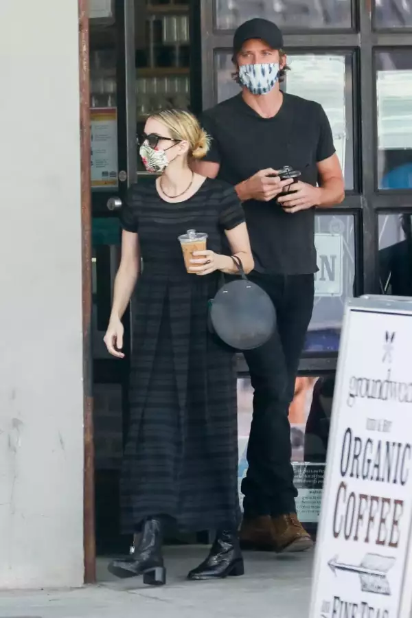 Emma Roberts y Garrett Hedlund