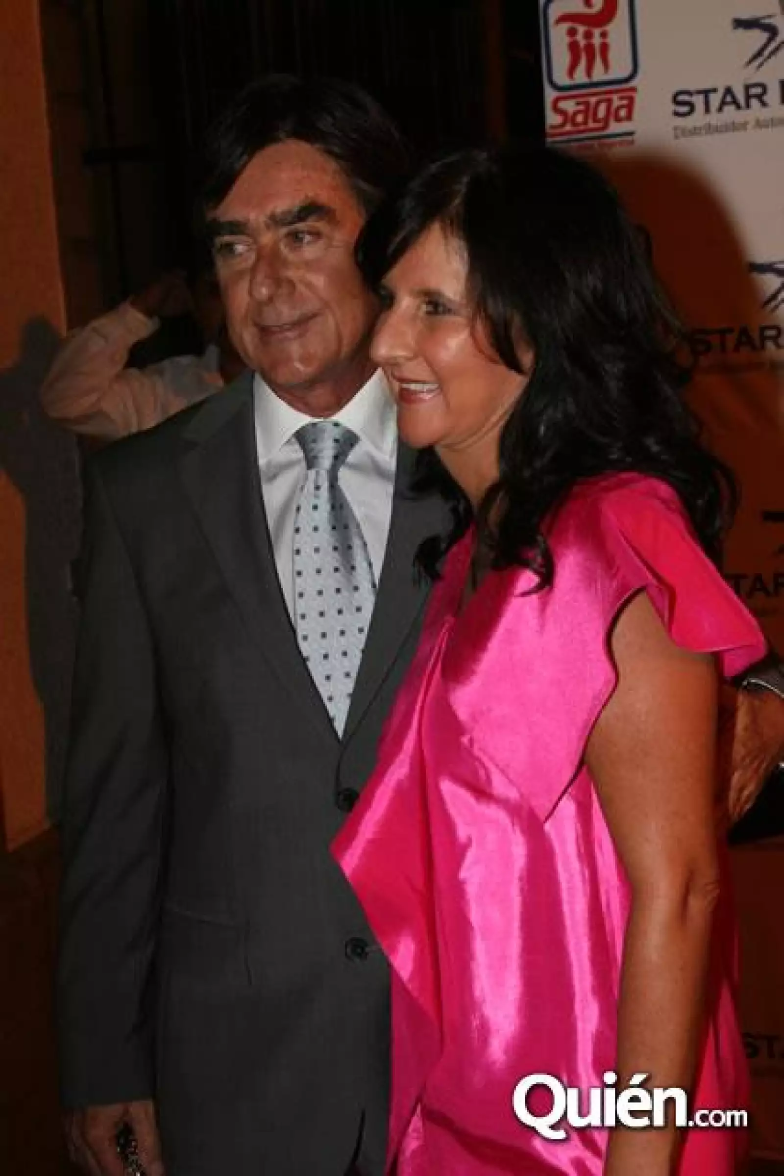 Subasta Nosotros Por los Niños con Cáncer