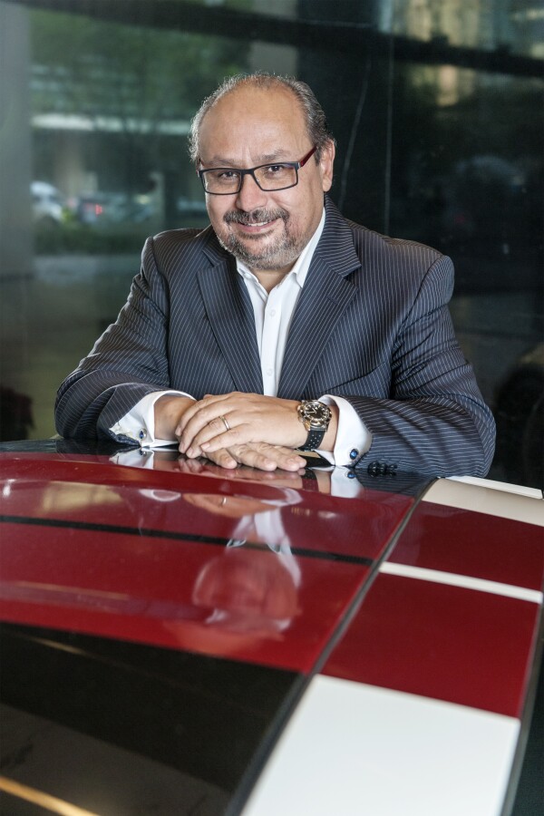 Ernesto M. GM