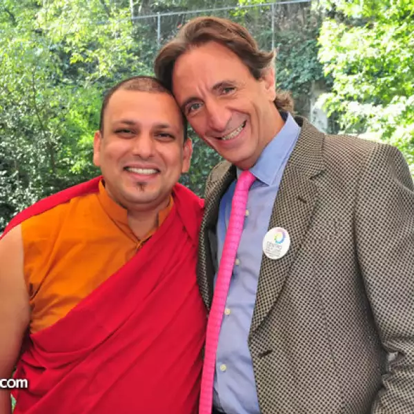 Tenzin y Michel Domit