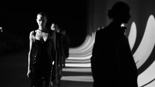 Saint Laurent : Runway - Paris Fashion Week Womenswear Fall/Winter 2020/2021