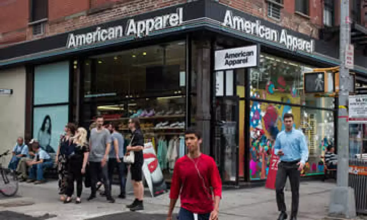 American Apparel dijo que se prepara para una batalla legal porque su CEO no aceptó el despido. (Foto: AFP)