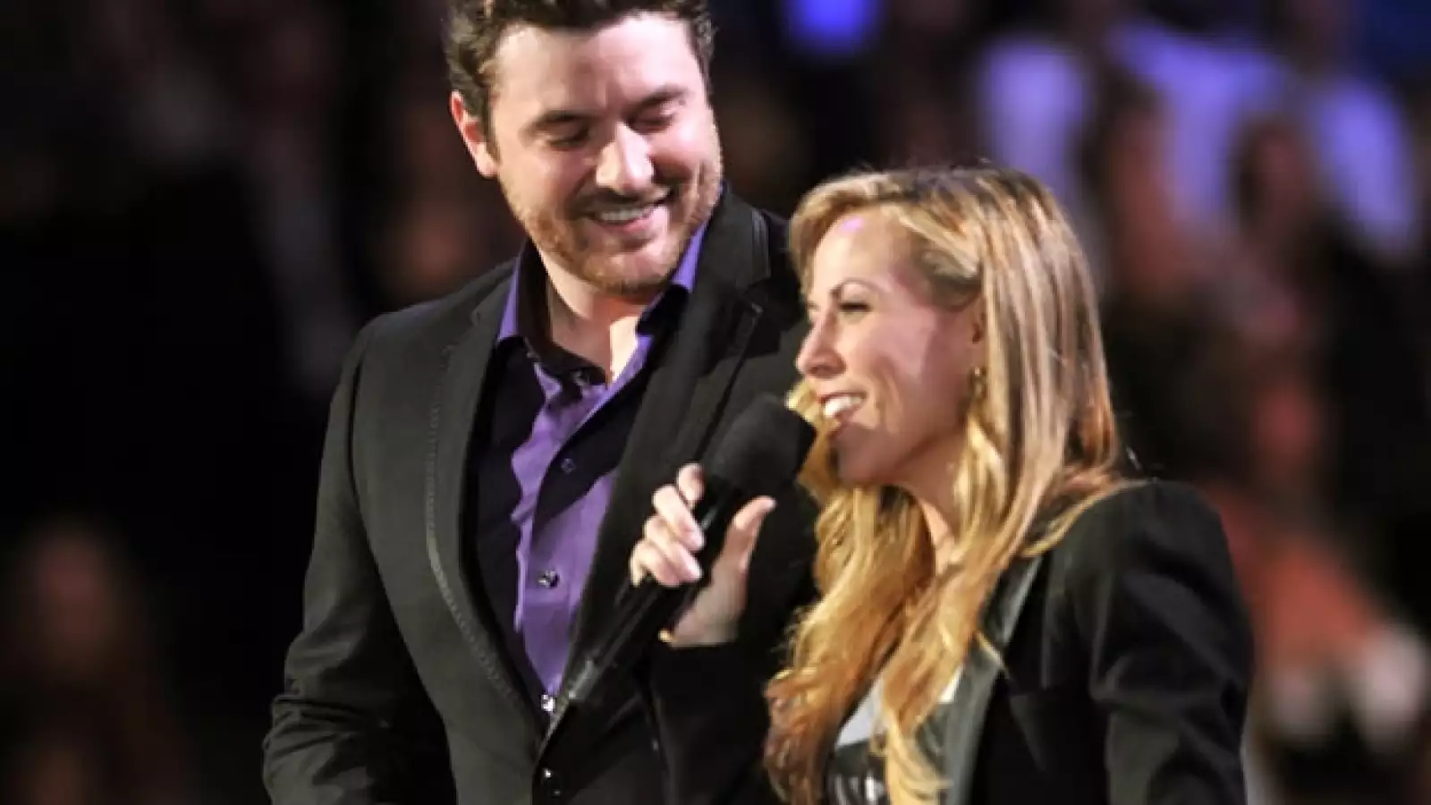 Artistas se presentan en las nominaciones a los Grammy