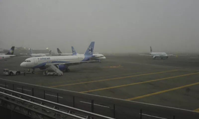 Ruiz Esparza recordó que un comité de expertos estudia la ampliación del aeropuerto capitalino. (Foto: Cuartoscuro)