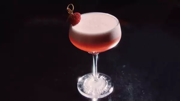 Coctel clásico Clover Club