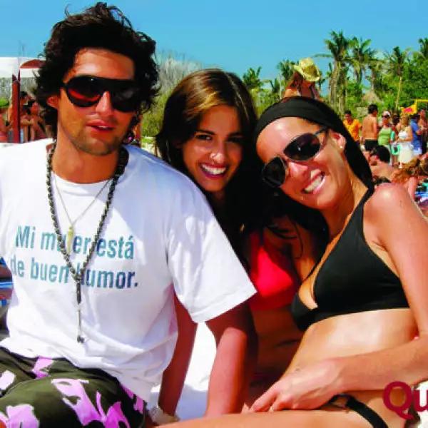 Santiago Vértiz, Natali Basañez, Mariana Carvajal