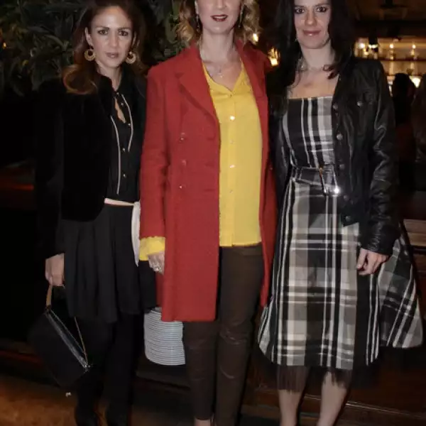 Gina Barba,Ana Collada,Pilar González