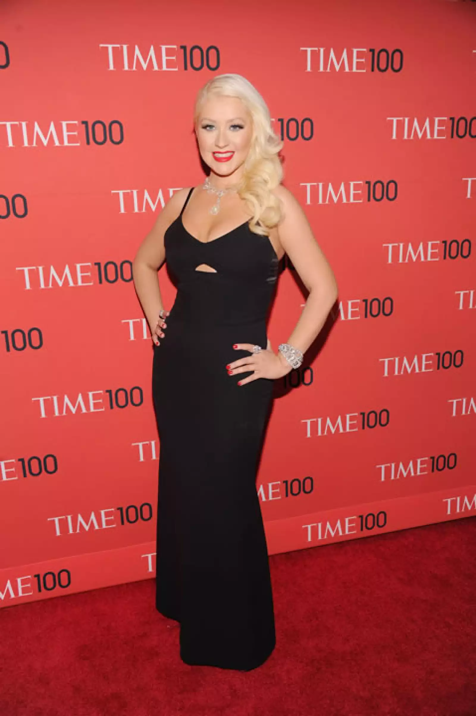Para la alfombra roja de los 100 personajes más importantes de la revista Time el pasado 23 de abril, ya podía verse un gran cambio en el cuerpo de la rubia.