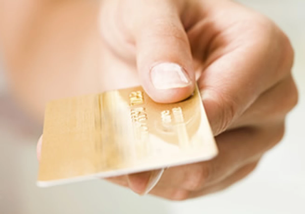 El financiamiento a través de tarjetas de crédito aumentó por cuarto mes consecutivo. (Foto: Photos to Go)