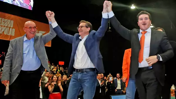 Dirigente y candidatos de Movimiento Ciudadano