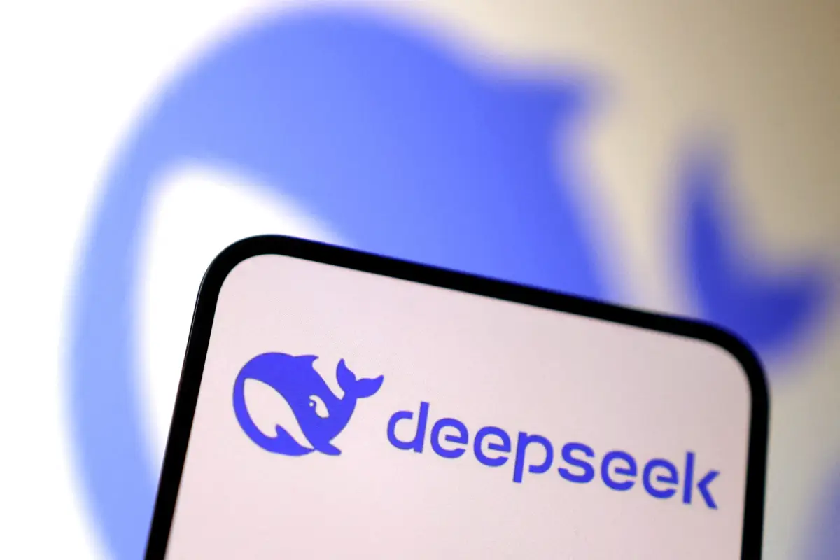 DeepSeek lanza R1, un nuevo modelo de IA que le da pelea a OpenAI