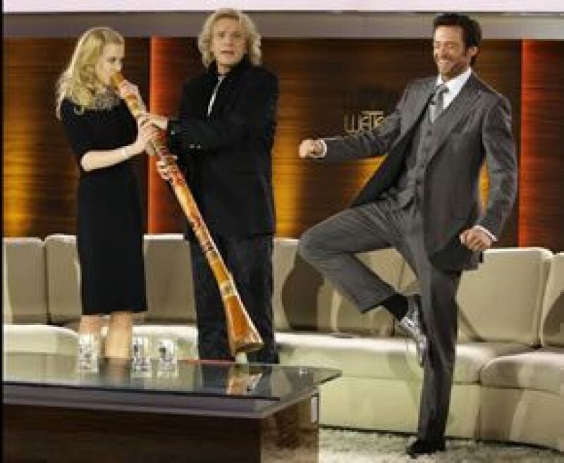La actriz australiana sopló el didgeridoo, un instrumento utilizado en ceremonias religiosas que sólo puede ser tocado por los hombre.