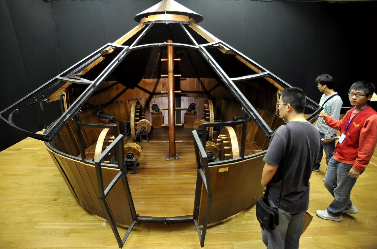EXPOSICIÓN DE LA OBRA DE LEONARDO DA VINCI EN HANGZHOU
