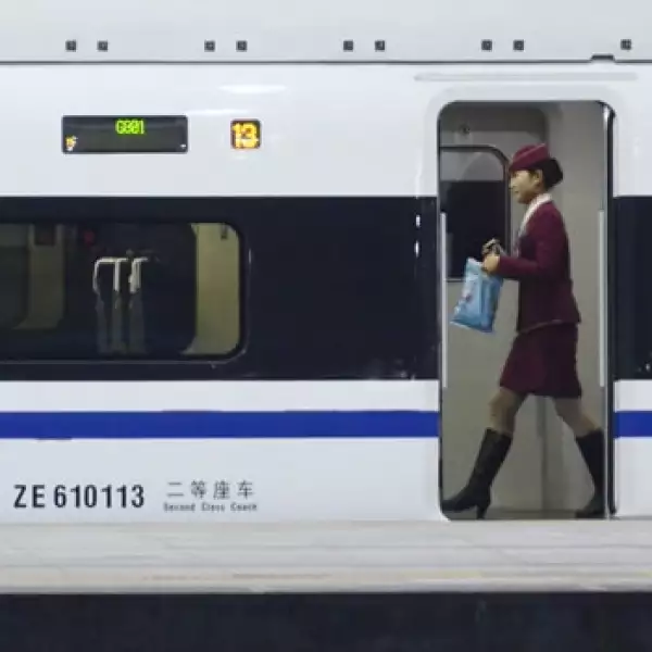 China presenta su nuevo tren bala