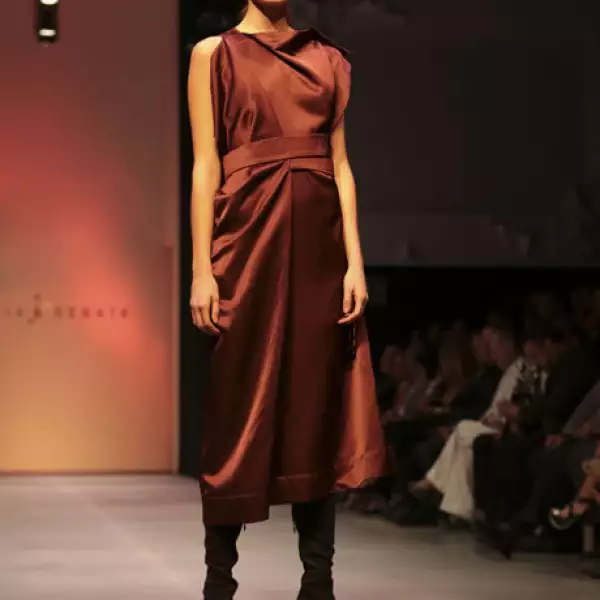 Pasarela Julia y Renata