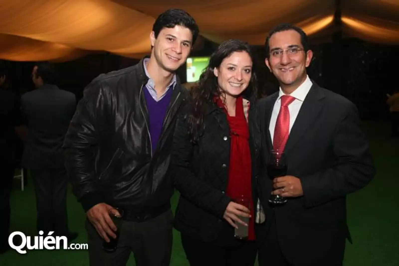 Carlos,Lorena De La Canal,Jorge Amondia